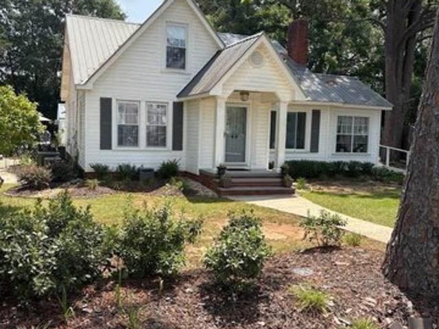 House for sale in Monroeville, Alabama