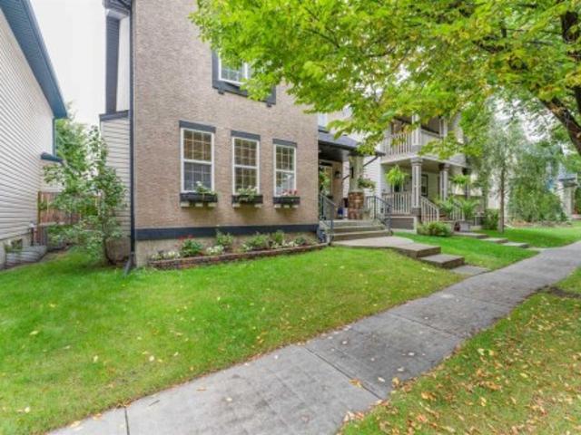 House for sale in Elgin, Calgary