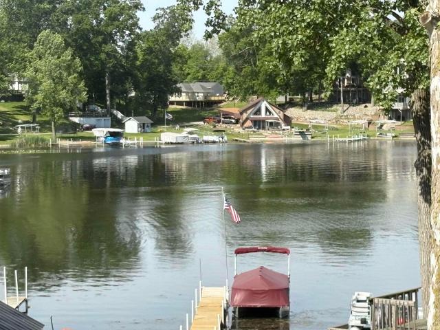 House for sale in Leesburg, Indiana