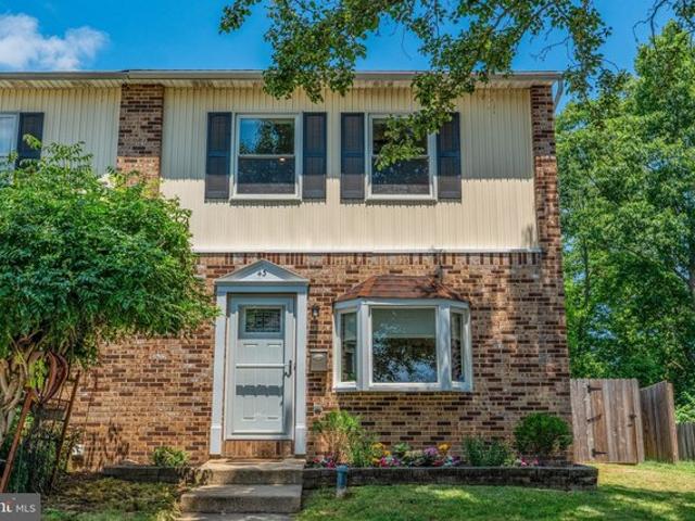Townhouse for sale in Chester, Pennsylvania