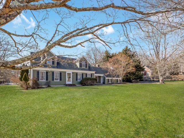 House for sale in Wading River, New York