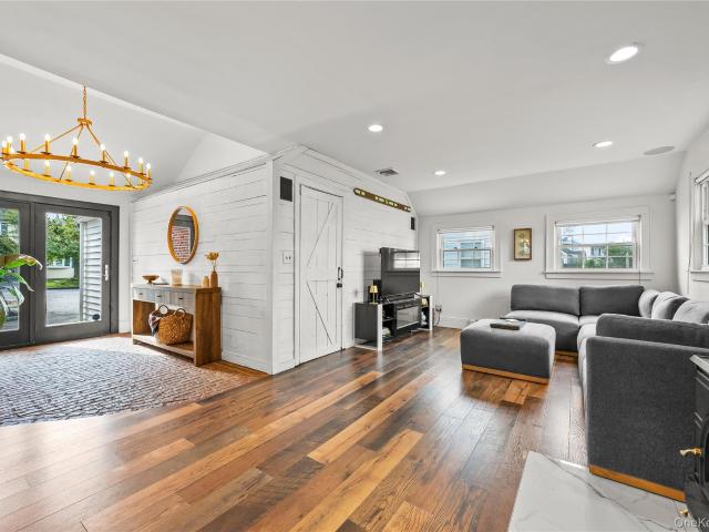 House for sale in North Babylon, Town of Babylon