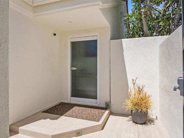 House for sale in Corona Del Mar, California