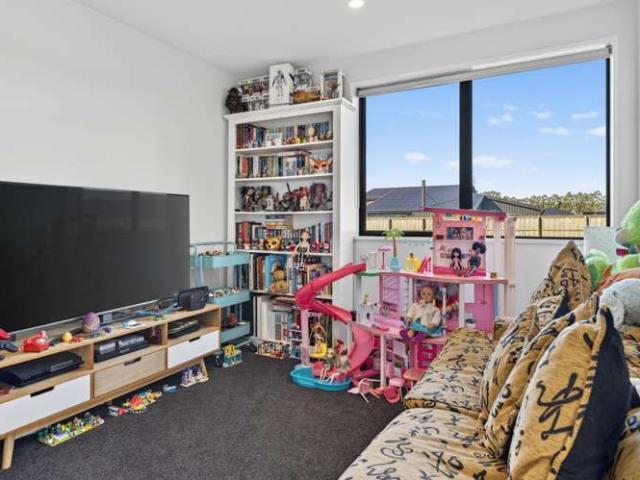 House for sale in Charing Cross, Canterbury