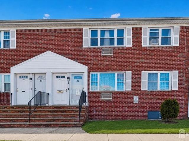 Condo for sale in Middlesex, Middlesex County
