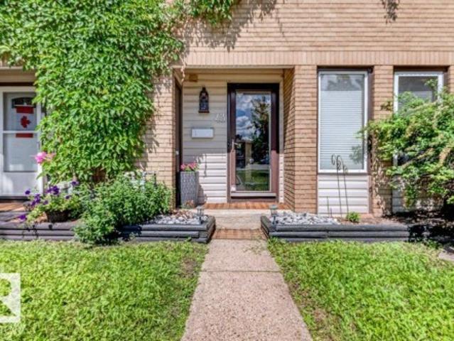 Townhouse for sale in Saint Albert, Alberta