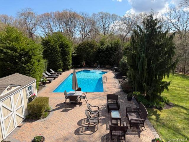 House for sale in Smithtown, New York