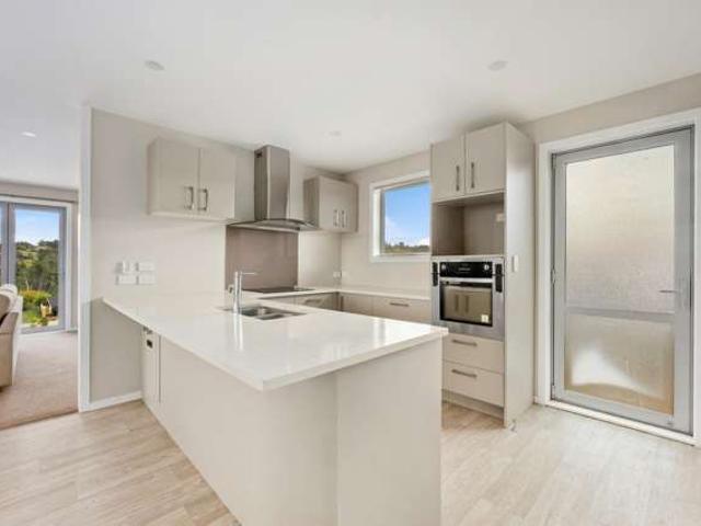 House for sale in Snells Beach