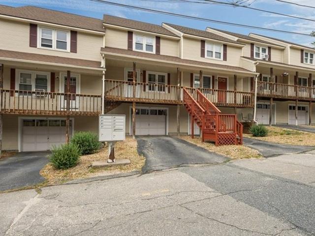 Townhouse for sale in Northbridge, Massachusetts