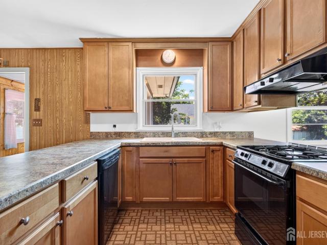 House for sale in East Brunswick, New Jersey