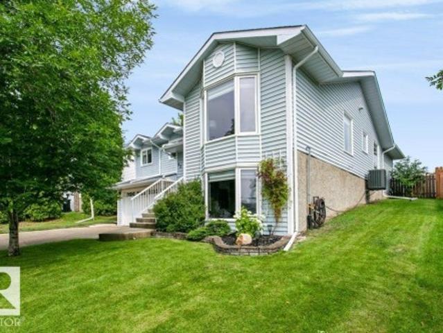 House for sale in Sherwood Park, Alberta