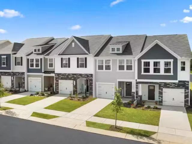 Condo for sale in Clayton
