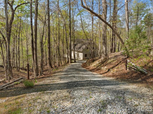 House for sale in Saluda, North Carolina
