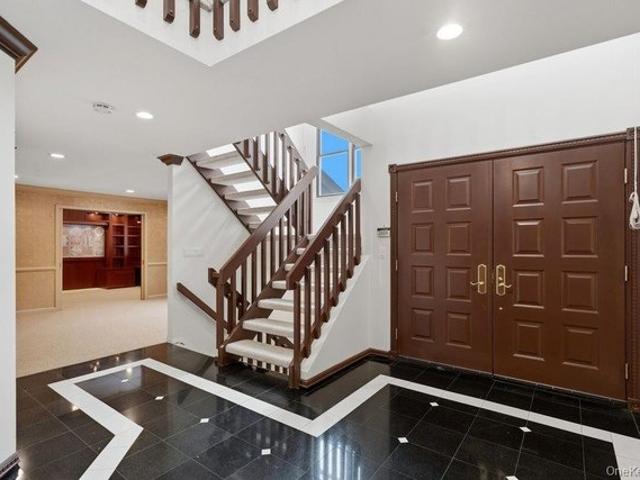 Condo for sale in Nassau, New York