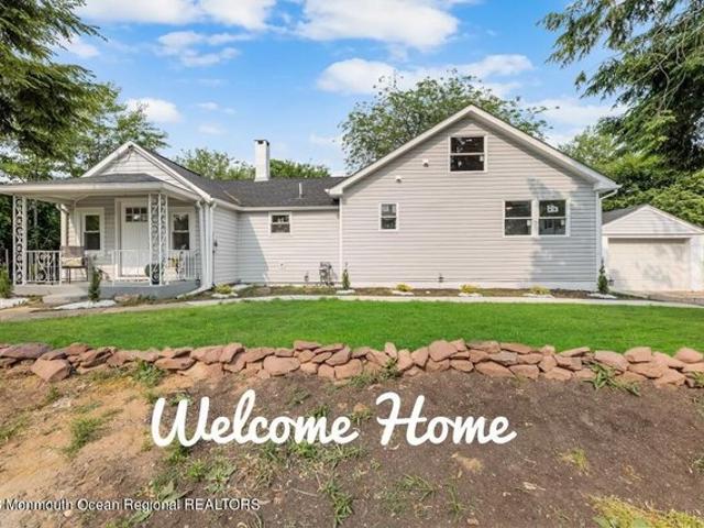 House for sale in Spotswood, Middlesex County