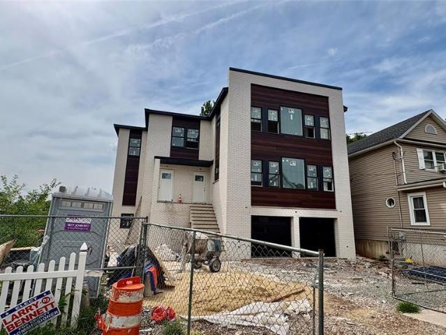 House for sale in Hudson, New Jersey