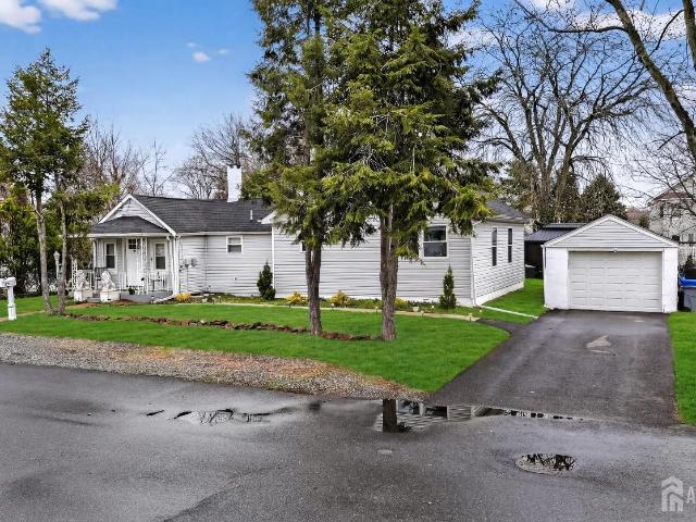 House for sale in Spotswood, New Jersey