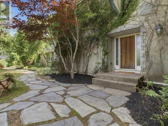 House for sale in Fall River, Nova Scotia