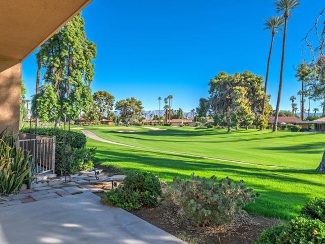 Condo for sale in Rancho Mirage, California