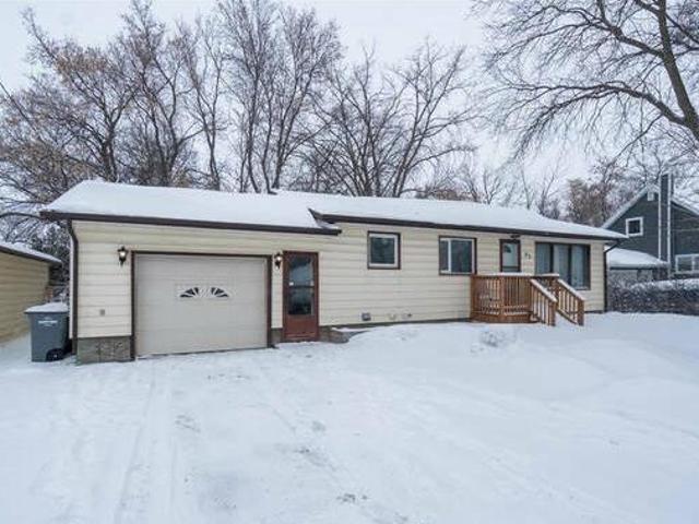 House for sale in East St. Paul, Manitoba