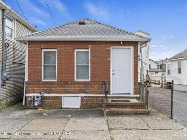 House for sale in Seaside Heights, New Jersey