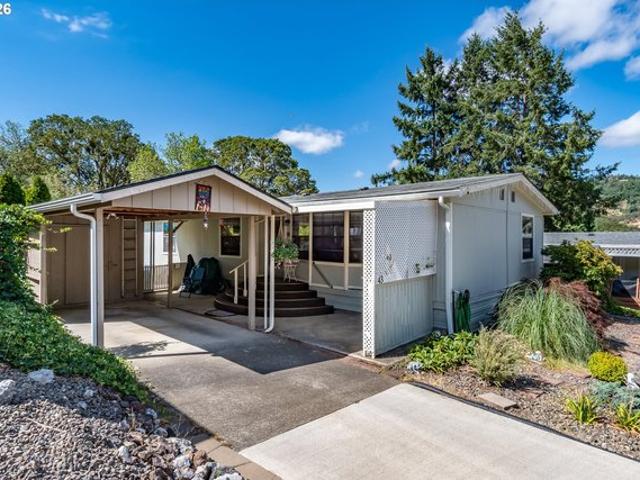 House for sale in Oregonia