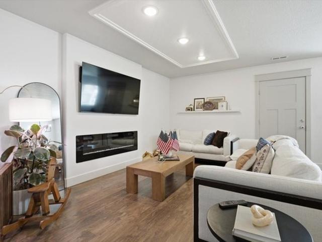 Townhouse for sale in Cache, Utah