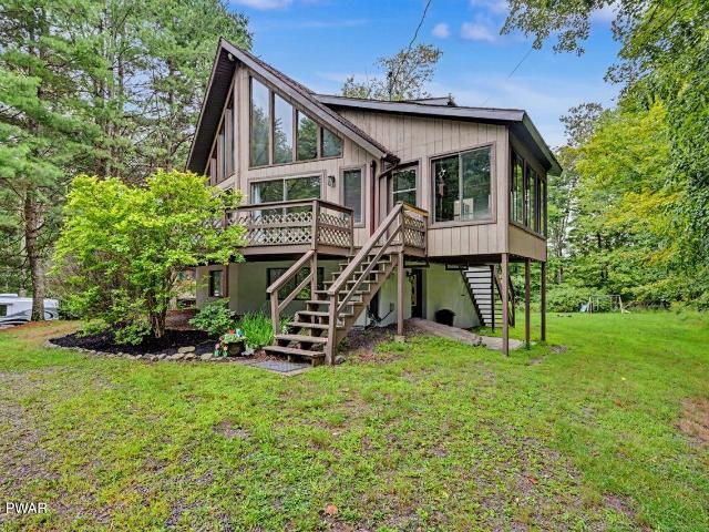 House for sale in Lake Ariel, Pennsylvania