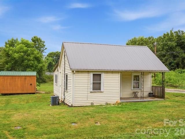 House for sale in Granite Falls, North Carolina