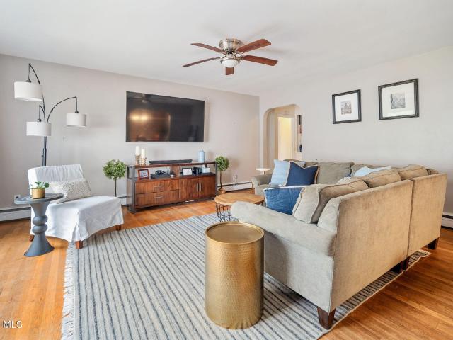 House for sale in Guilderland, New York