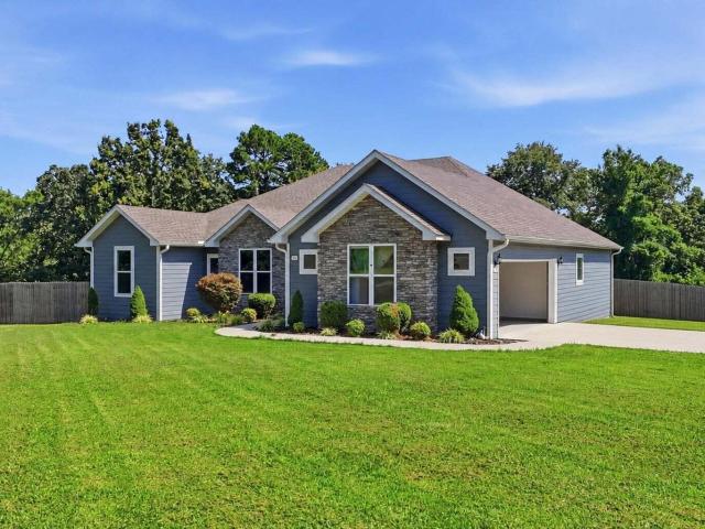 House for sale in Pineville, McDonald County