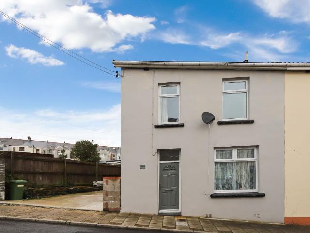 House for rent in Aberaman North, Godreaman