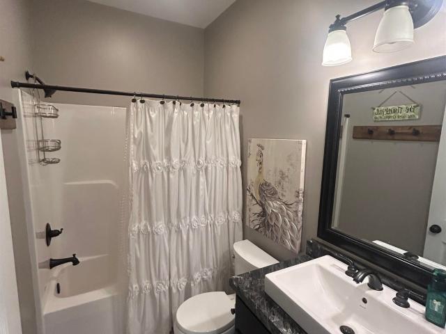 House for sale in Guntersville, Alabama