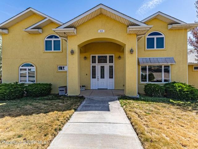 House for sale in Bloomfield, New Mexico