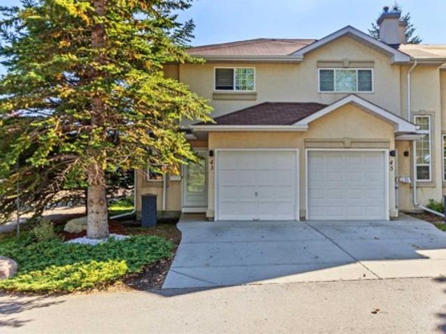 Townhouse for sale in Shawnessy, Calgary