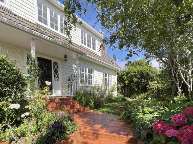 House for sale in Khandallah, Wellington