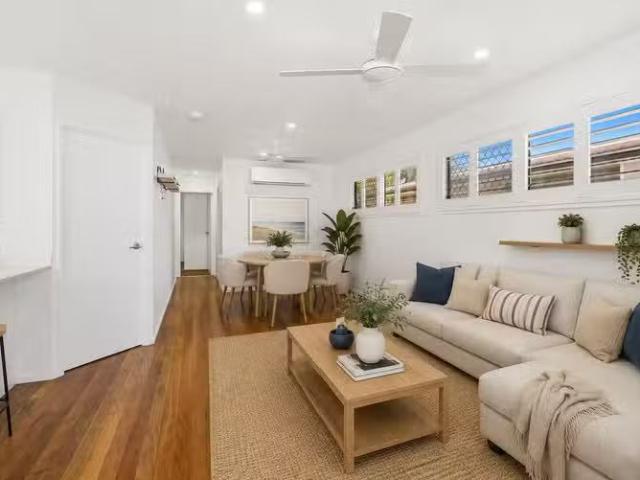 House for rent in Palm Beach, Gold Coast City