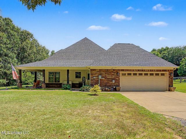 House for sale in Tate, Mississippi