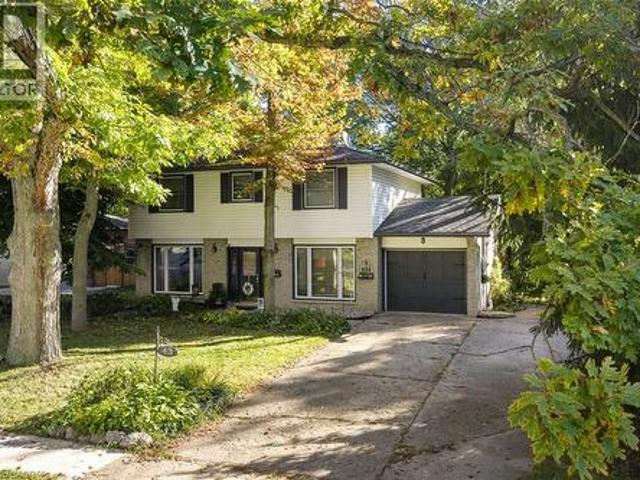 House for sale in Fonthill, Pelham