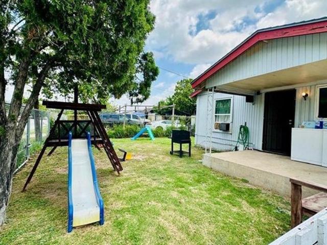 House for sale in Cameron, Texas