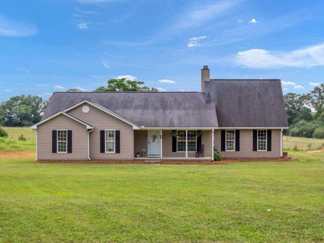 House for sale in Donalds, South Carolina