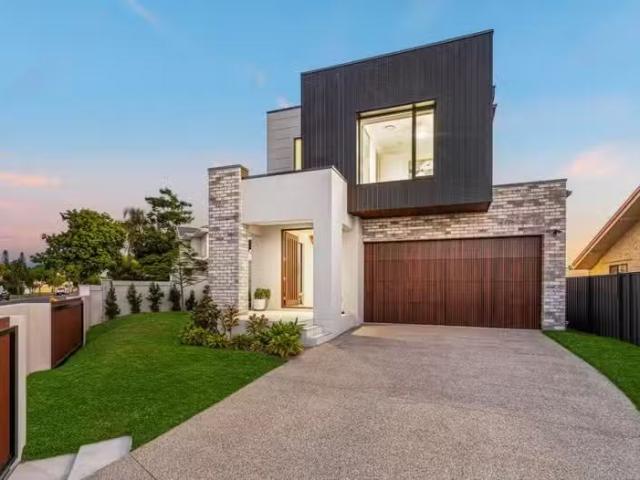 House for rent in Pacific Fair
