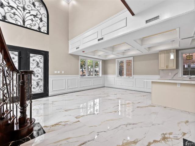 House for sale in Queens, Arverne