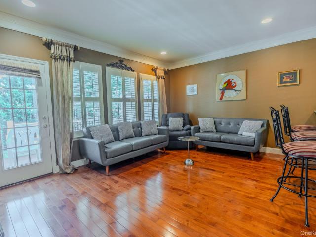 Condo for sale in Bohemia, New York