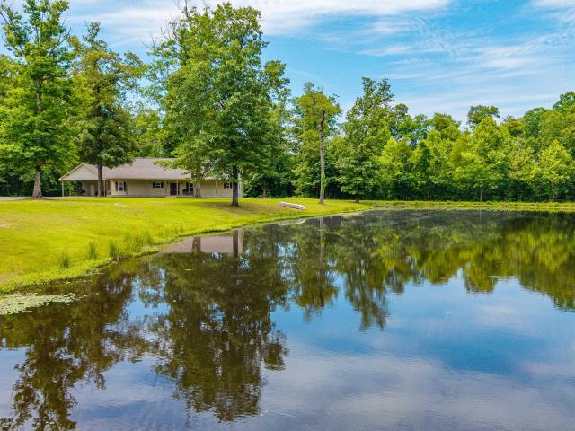 House for sale in Ark