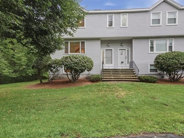 Condo for sale in Tewksbury, Massachusetts