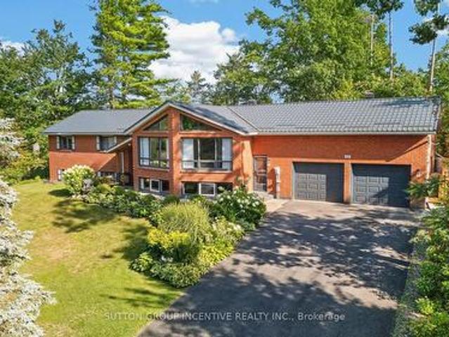 House for sale in Midhurst, Springwater