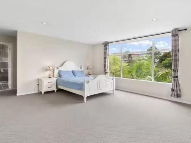 House for sale in Paremoremo, Oroua County