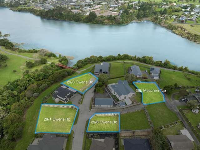 Land for sale in Awhitu, Oroua County