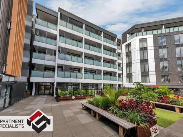 Apartment for sale in Newmarket